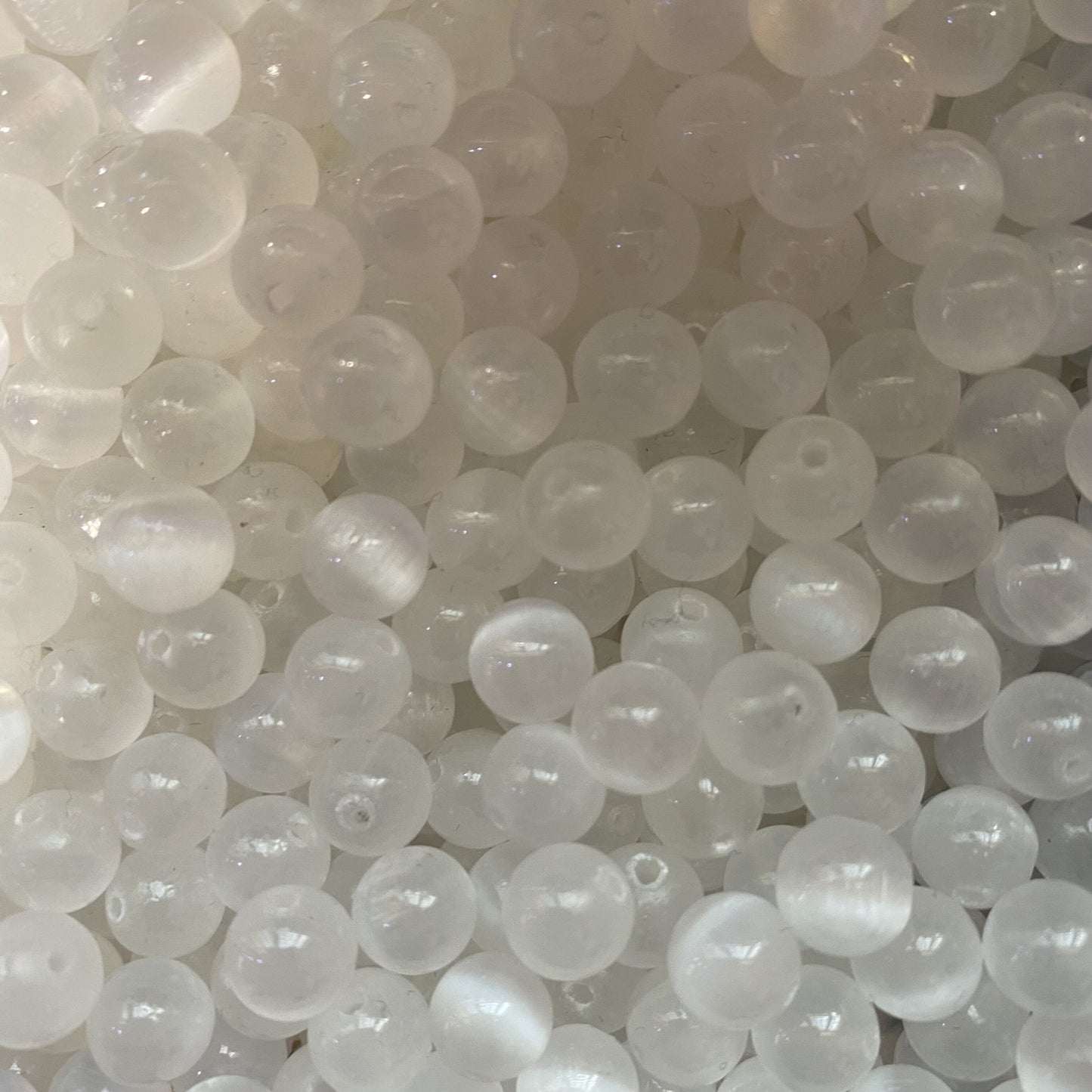 【1 Set=3 Strands】Crystal Beads DIY Bag A Group【Every order will go with the free needle(Random pick),string(Random pick)】
