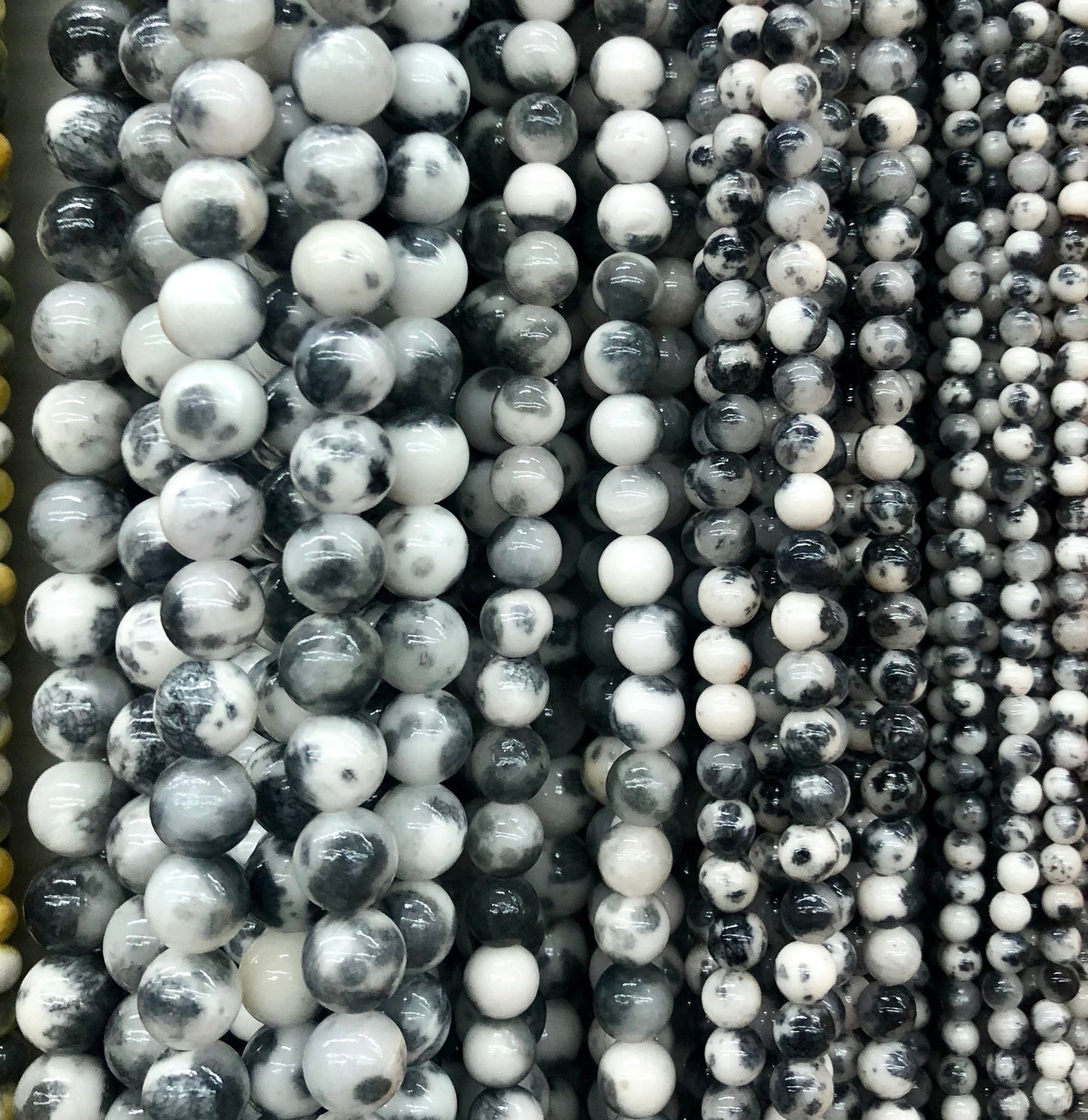【3 Strands≈6 Bracelets】Crystal Beads DIY Bag Dyed Honey Calcite K Group 【Every order will go with the free needle(Random pick）,string(Random pick）